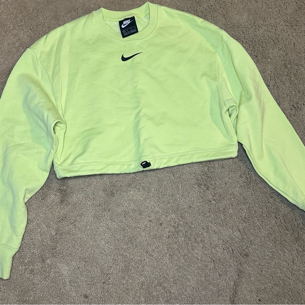 Nike Crop Sweatshirt